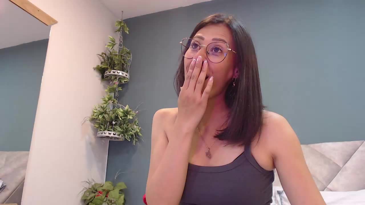 [22 Mar 05:49] Private Show - video SharisWillian kameramallilta