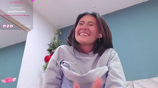 [1 Mar 03:58] Private Show - video by SharisWillian cam model