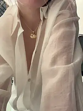 Private Show - video by MooonReal cam model