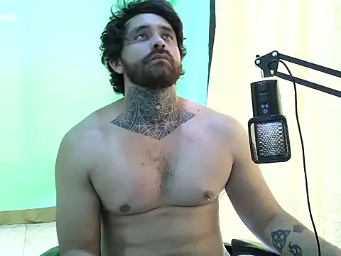 PUBLIC SHOW ONLNE RIGH NOW !! - vídeo de la modelo de cam aronmiller404