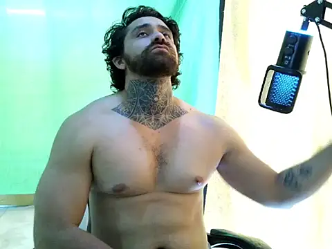 [4 Sep 09:56] Public Show - vidéo du modèle de showcams aronmiller404
