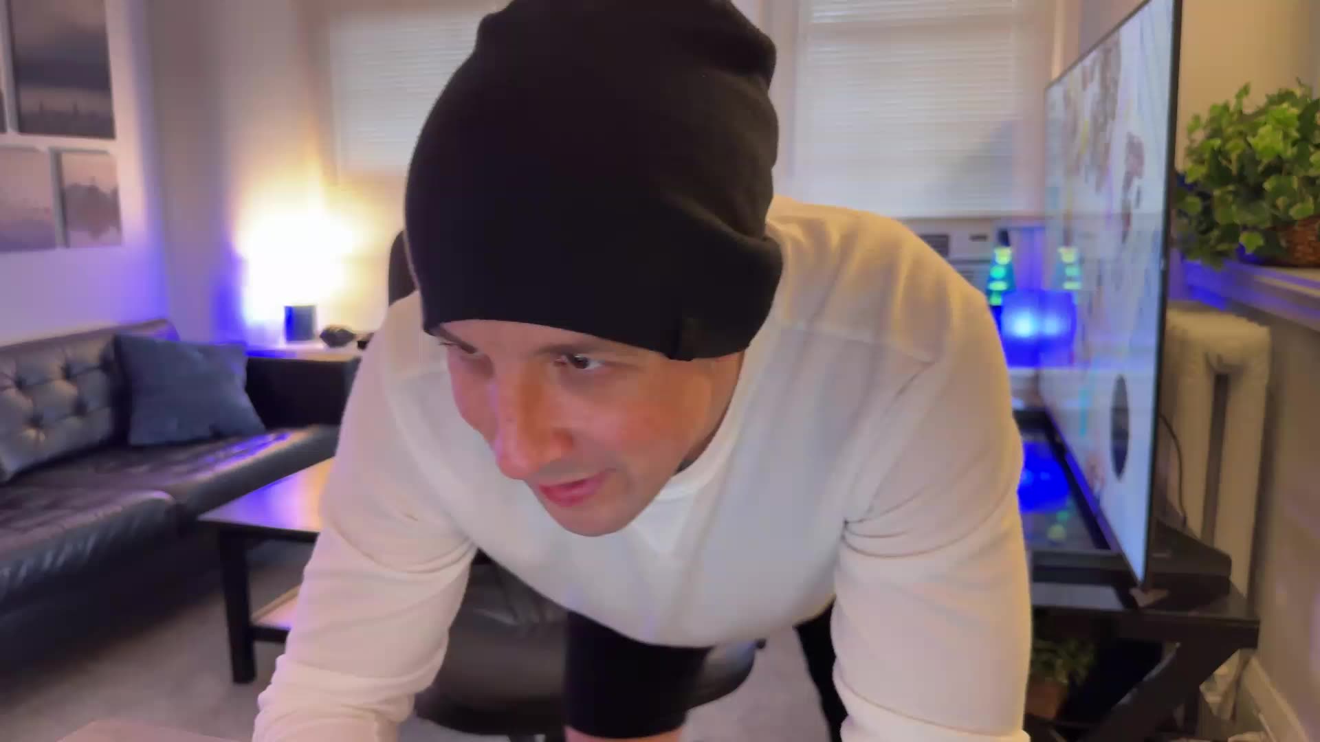 [27 Dec 15:54] Private Show - video by roniscurious26 cam model