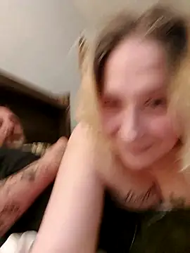 Naughty girl spank - video by Icedcoffee2024 cam model