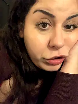 [22 Nov 00:15] Private Show - فيديو من holyeroticss موديل الكام