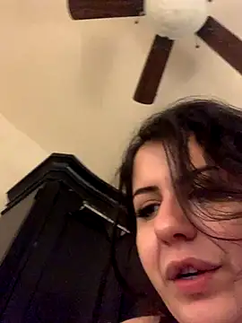 [31 Dec 23:16] Private Show - video của người mẫu cam holyeroticss