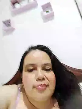 [2 Aug 18:27] Private Show delisioso squirt 💦 - video by lunanataly cam model