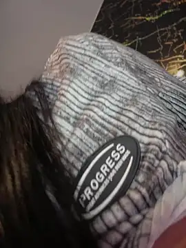 FUCK MACHINE IN MY HAIRY PUSSY NO MERCY 🙈😈 - vidéo du modèle de showcams Alexandra_duque