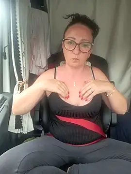 [28 Feb 13:02] Private Show - video by Milfa_nimfomana cam model