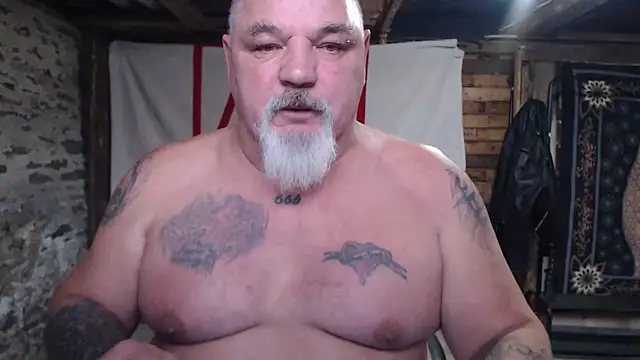 [6 Dec 13:39] Private Show - vidéo du modèle de showcams Newfiesausage1972