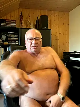 cum show and eat cum - video by biggandybig cam model