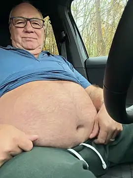 outdoor in car 3 – video od webkamerové modelky biggandybig