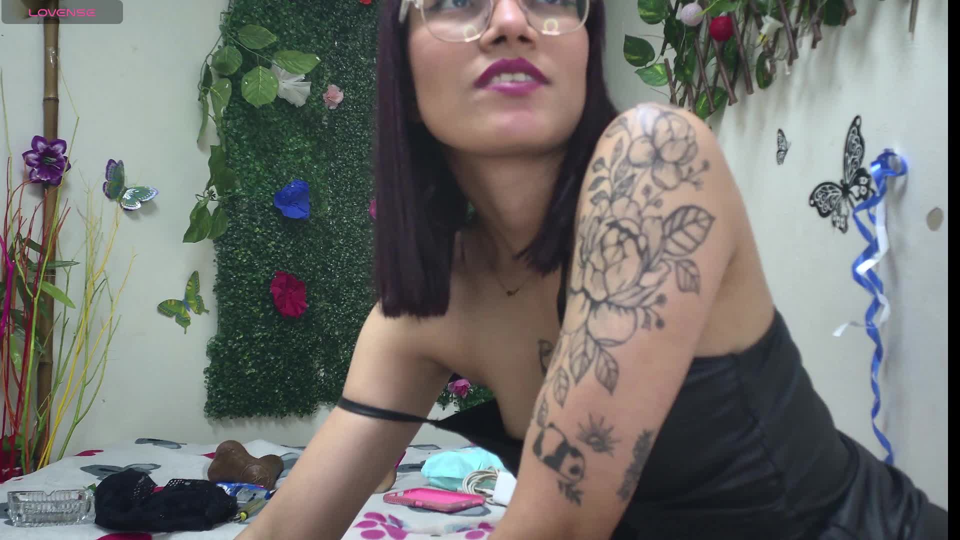 Sex and pleasure - video van Yaumiko cam-model