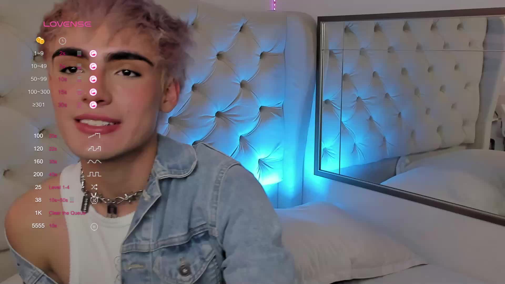 fingers in ass and then mouth :D - video của người mẫu cam KittySkirtt1