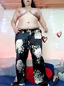 horny  and  sexy - video by celeste_hotty cam model