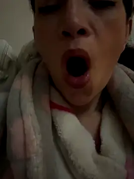 Private Show(squirt a escondidas) - video by Yulia_sx cam model