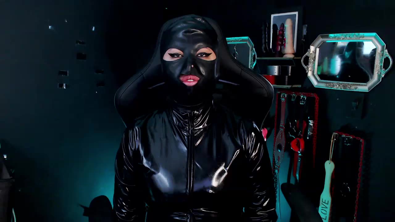 latex saliva fetish