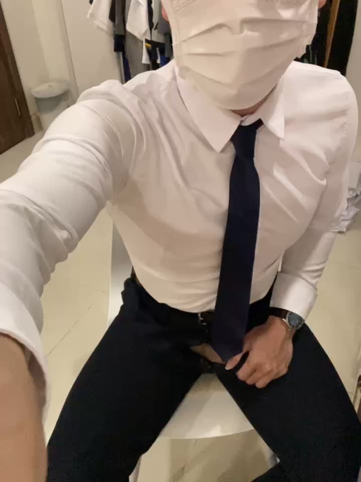 [29 Oct 19:02] Private Show – video od webkamerové modelky harrylouis1357