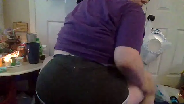 [31 Mar 10:48] Private Show - vídeo de la modelo de cam velvetta_