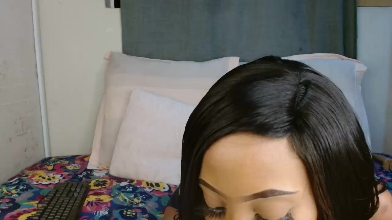 [20 Feb 01:39] Private Show - Video von Kiaralane_xx Cam-Model