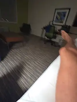 theclubist111 adlı kamer modelinin viral videoları:  8131