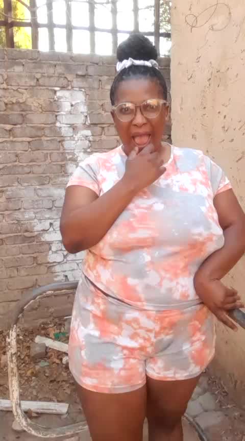 Fucked in the door - 視頻來源： LaHoity