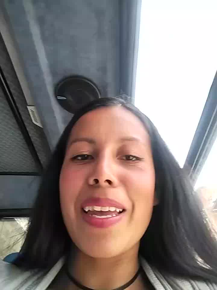 29- Shhhhh 👀 - clip cu _andrea30 model videochat