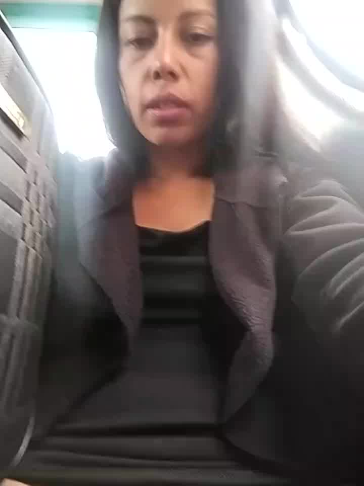 59- Hard pussy fingering on the bus - clip cu _andrea30 model videochat