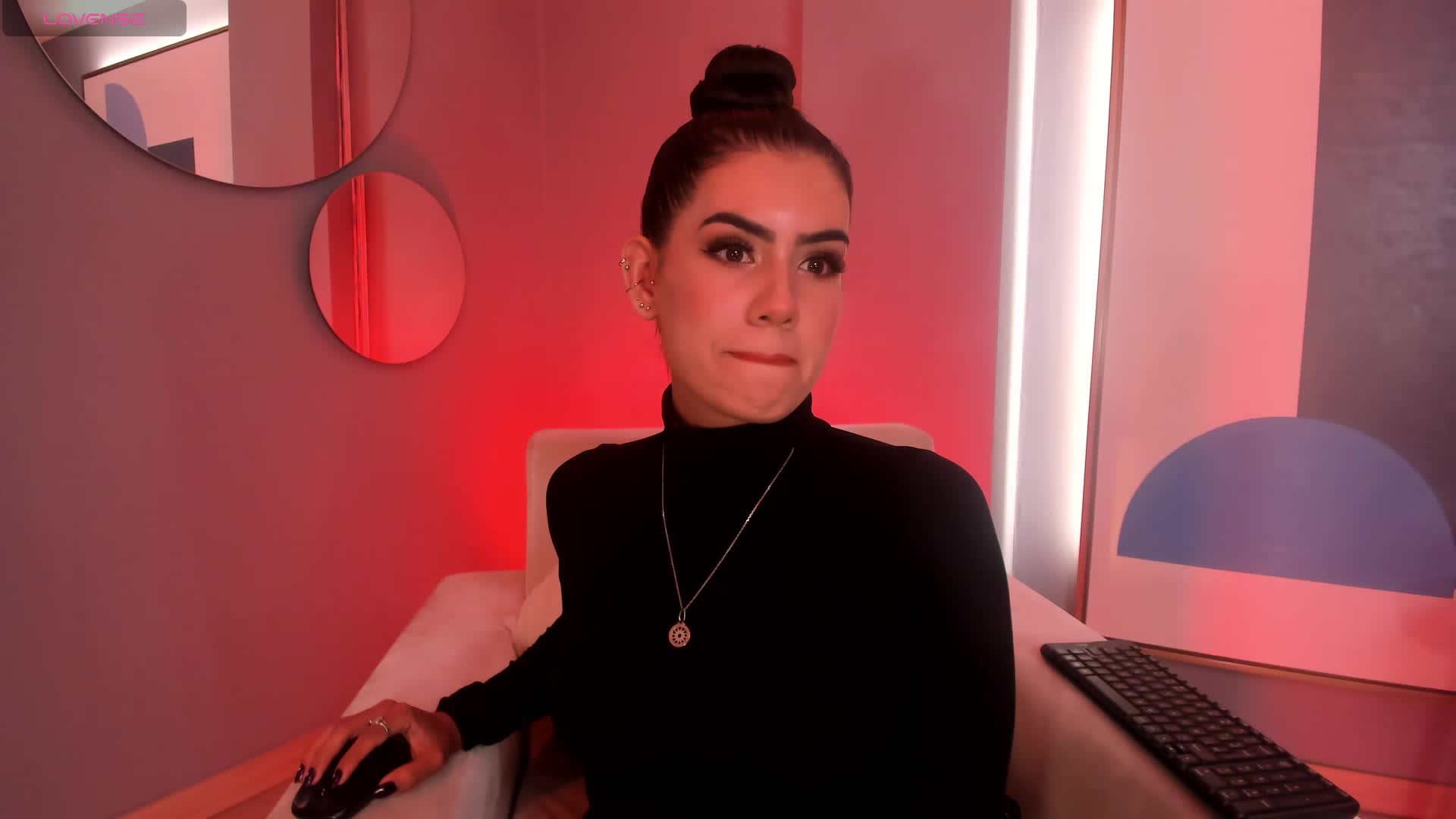 My Face - video AngelicaVega kameramallilta