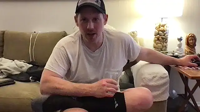 PRIVY - video của người mẫu cam 9VOLTT