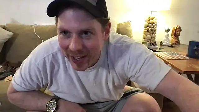 [18 Apr 13:31] Public ShowY w - video của người mẫu cam 9VOLTT