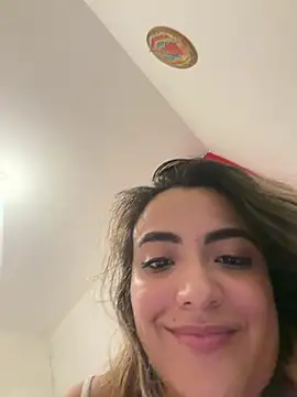 Show HOUSE 2 - video by IsabellaaJoness cam model