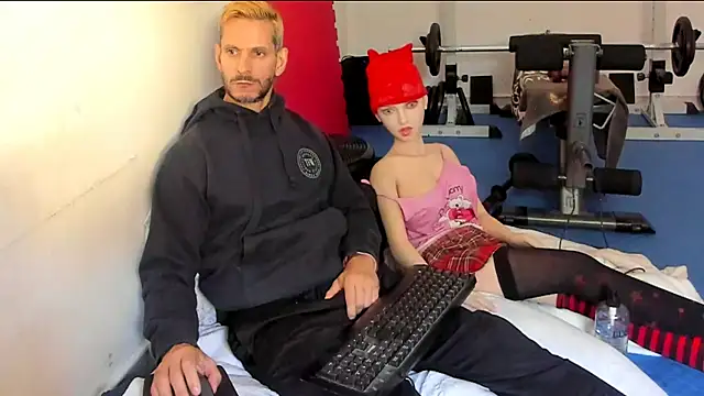 [1 Dec 12:35] Private Show doll lick my ass and i fuck mouth doll . ass on cam－カメラキャストのSamurayjiuの動画