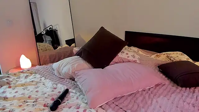 White Bra and Panties Before Getting Naked - video by elliemintlover cam model