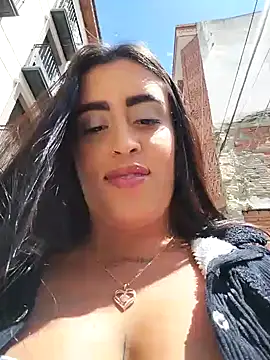 Finger pussy - video by Freyja300 cam model