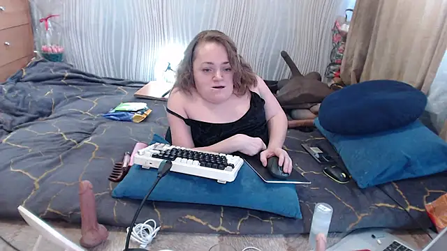 I'm fucking a hairy pussyи [12 Apr 13:57] Private Show - video của người mẫu cam MiniNatalie