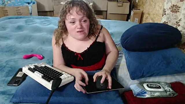 Pussy show [16 Sep 23:24] Spy Show– MiniNatalie kameramodell videója