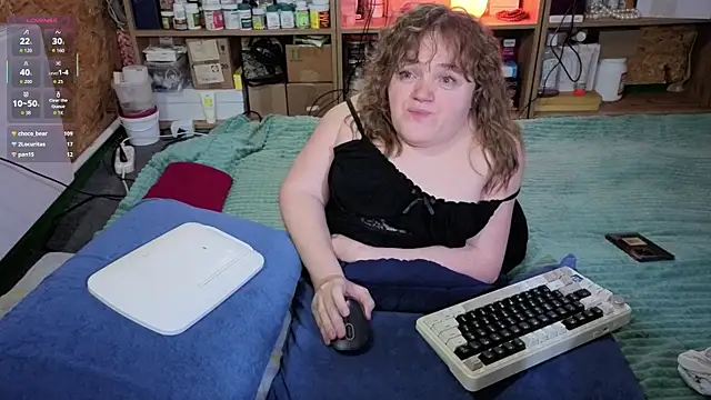 I grind on a dildo and show my pussy [21 Nov 19:45] Private Show - video của người mẫu cam MiniNatalie
