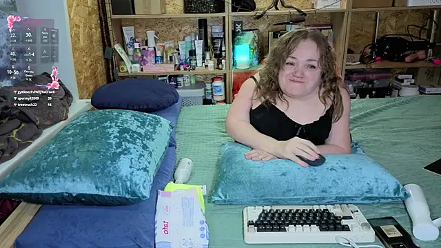 I’m showing myself and having an orgasm with a dildo.[16 Jan 20:50] Private Show - video của người mẫu cam MiniNatalie