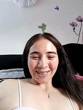 Very hot 🔥🔥－カメラキャストのMarilixx_20の動画