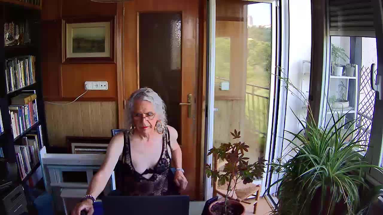 striptease – video modela na kameri PutaCarla