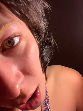 Striptease & Dirty Talking 🌟🌟🌟🌟🌟 - video by xmoira3x cam model