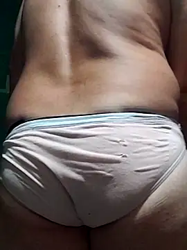 Para los que me pidieron ponerme un hilito de mi mujer les encantará este viseo – video od webkamerové modelky Cris29_84