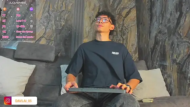 Daddy alpha is superior than you, worship my cock - video by Daviid_laidd cam model