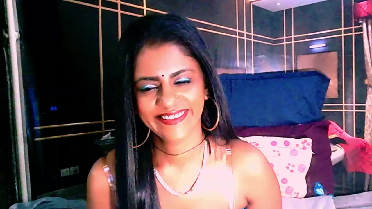 [2 Jul 12:36] Private Show - video van EroticSexyStripper cam-model