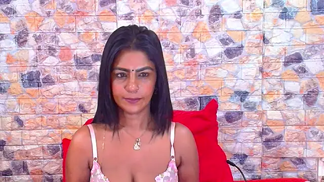 [13 Nov 02:49] Private Show - video van EroticSexyStripper cam-model