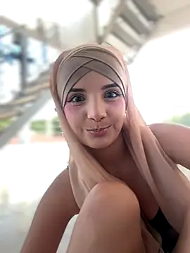 Suck dildo and ride DILDO for you - video by lalilamassu1 cam model