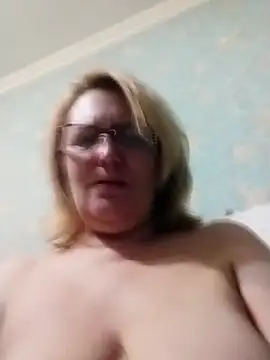 [9 Dec 12:29] Private Show - vidéo du modèle de showcams Forest-Lady