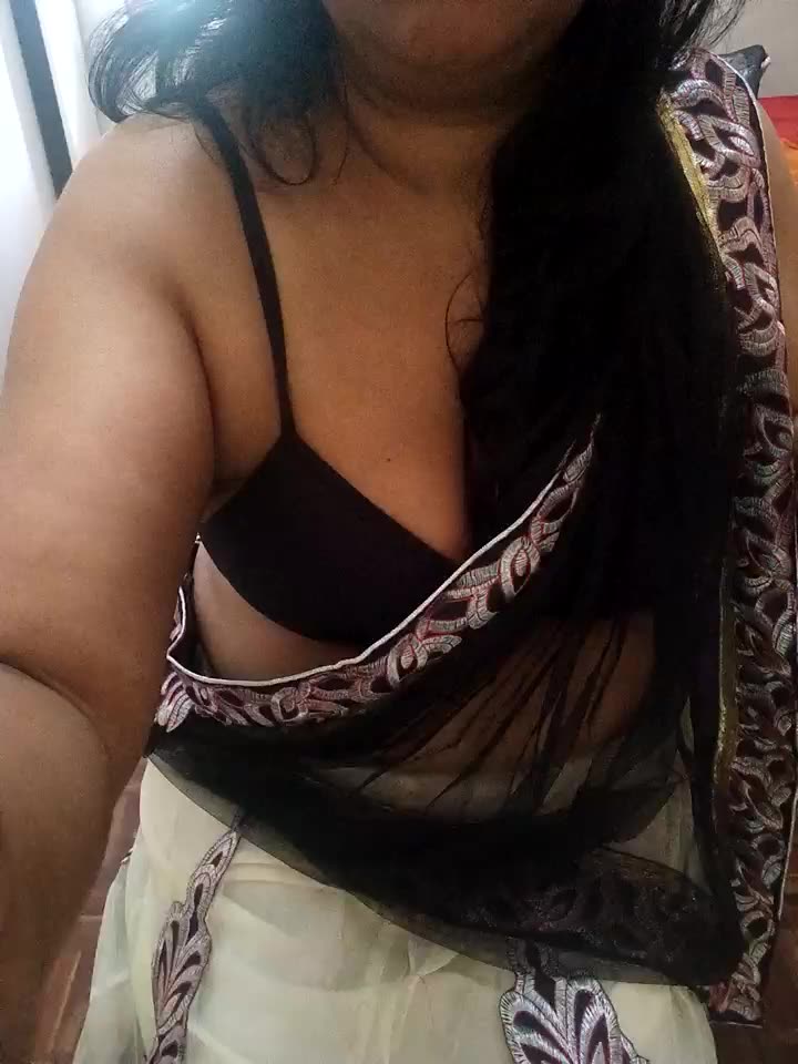 [19 Oct 11:06] Private Show hole - video by Indian-Hailey-1977 cam model