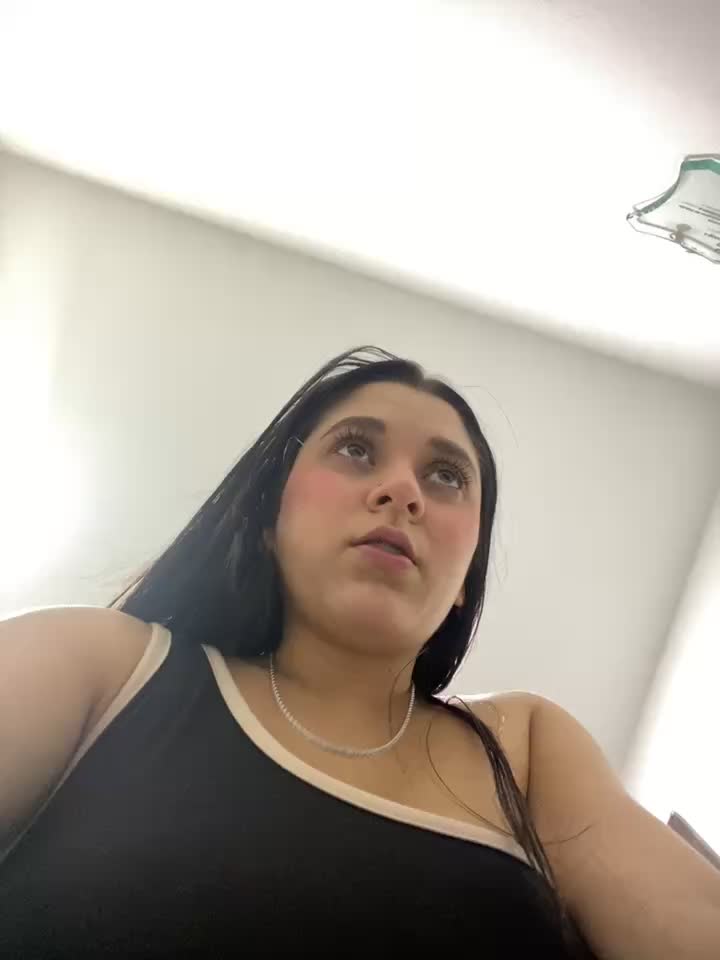 My sweet wet pussy. 😏😋 - vidéo du modèle de showcams SophiaLaurens