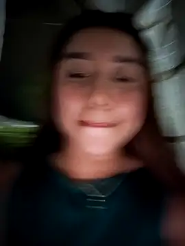 SHOWING PUSSY 2 GIRLS - video by Eva_brunete1 cam model